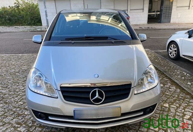 2009' Mercedes-Benz Classe A photo #2