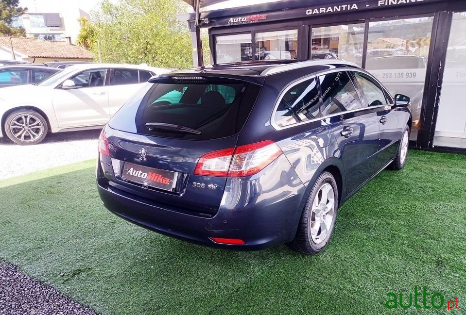 2014' Peugeot 508 Sw photo #3