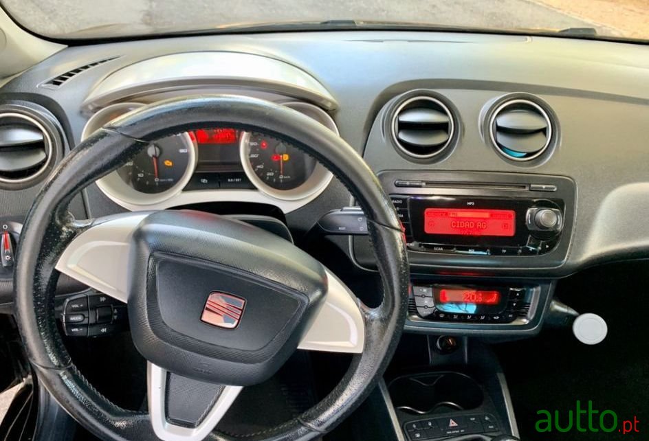 2009' SEAT Ibiza Sc photo #1