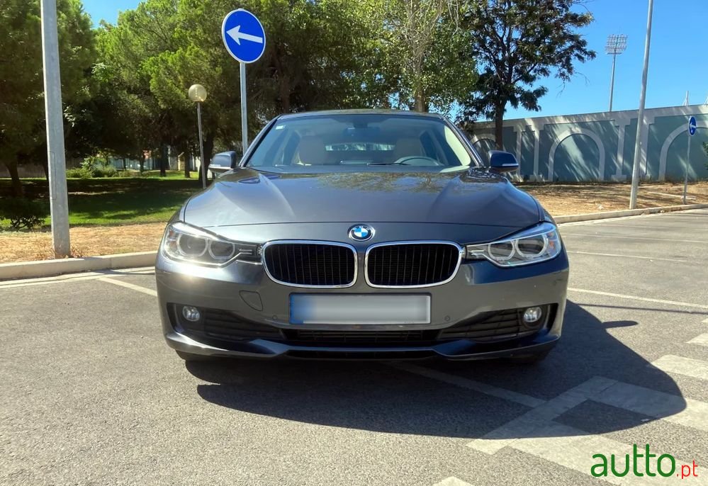 2014' BMW 320 D Touring Aut. photo #2