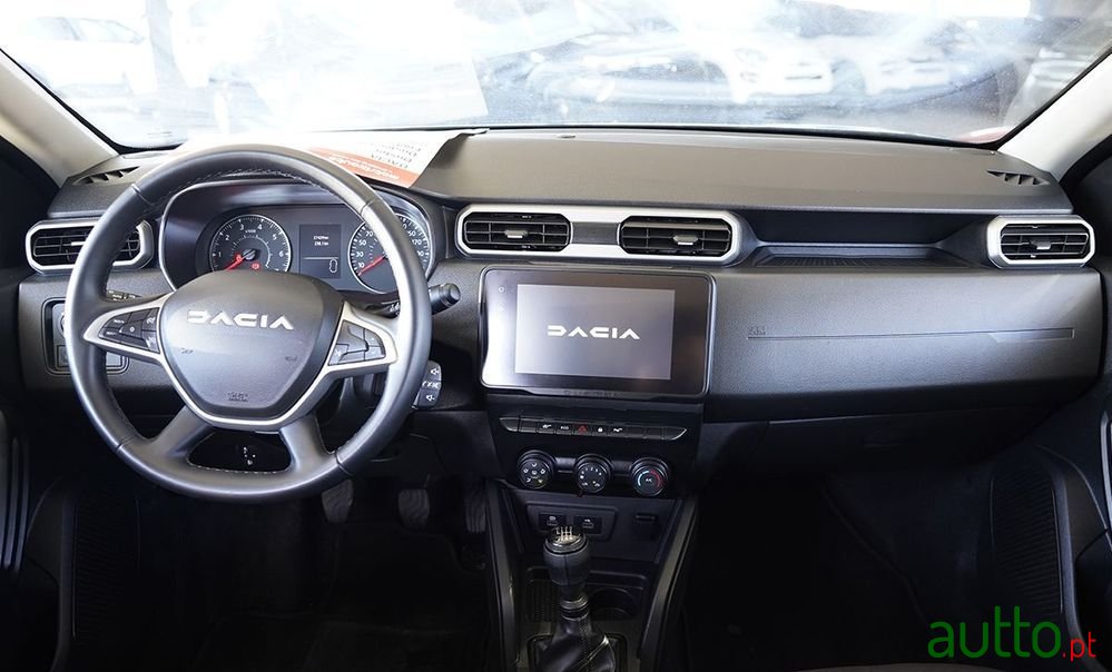 2024' Dacia Duster photo #5