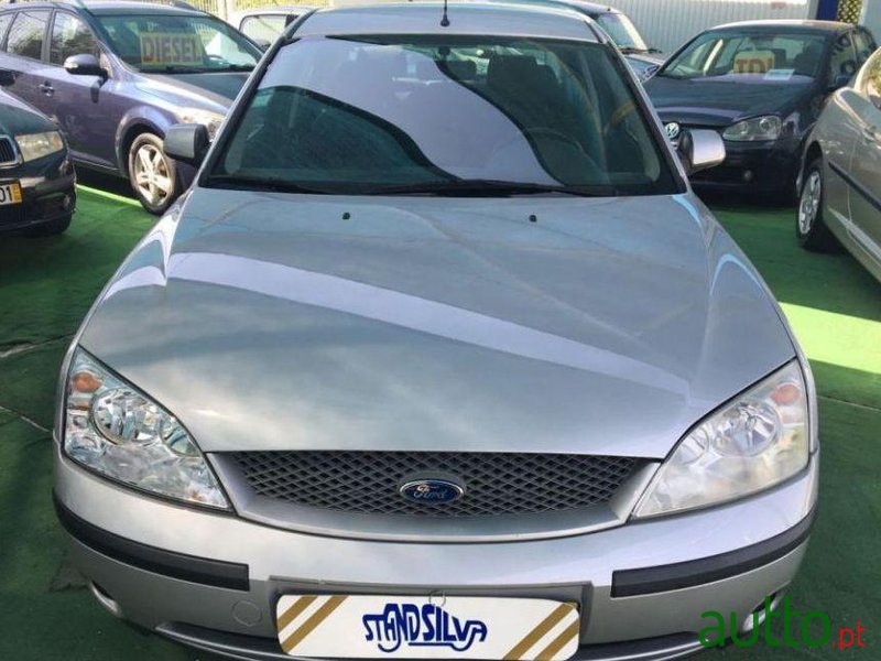 2001' Ford Mondeo 2.0 Tddi Ghia photo #4