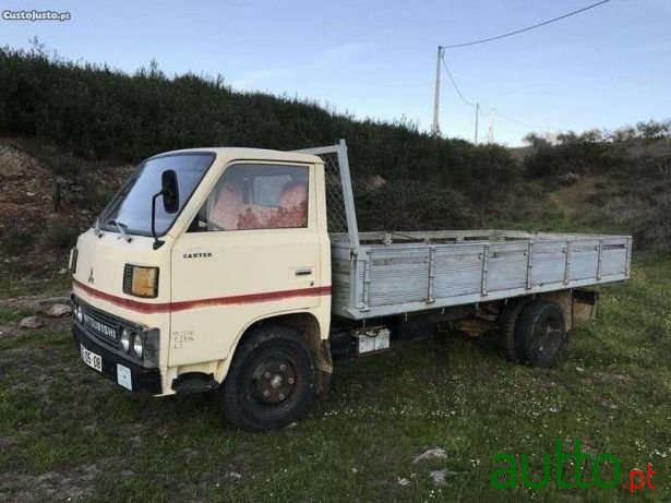 2010' Mitsubishi fe110 photo #1