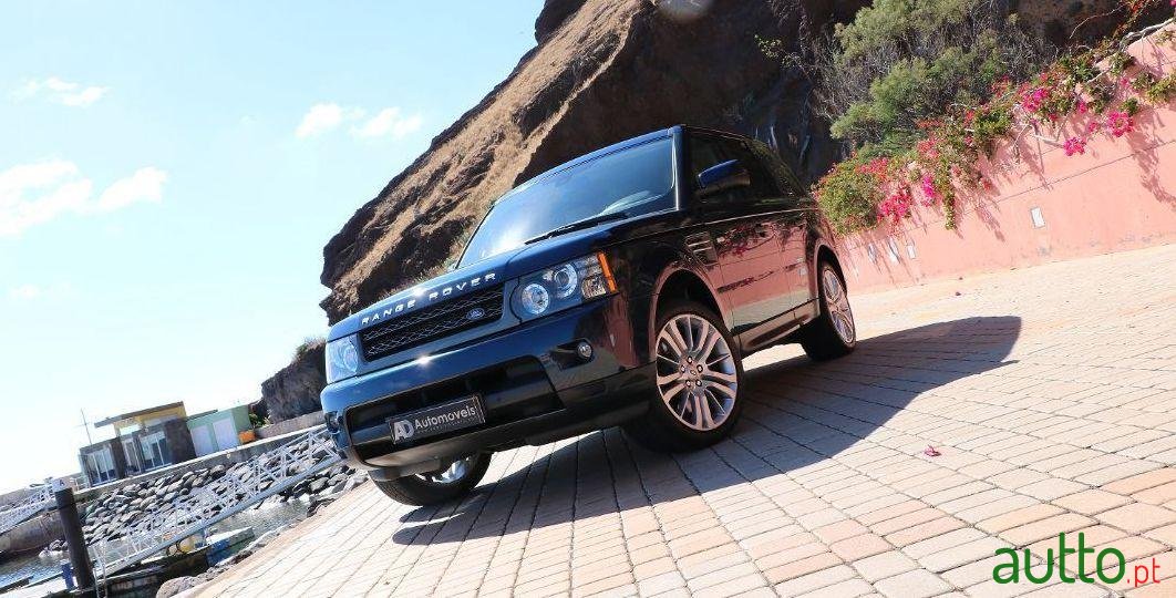 2011' Land Rover Range Rover Sport photo #1