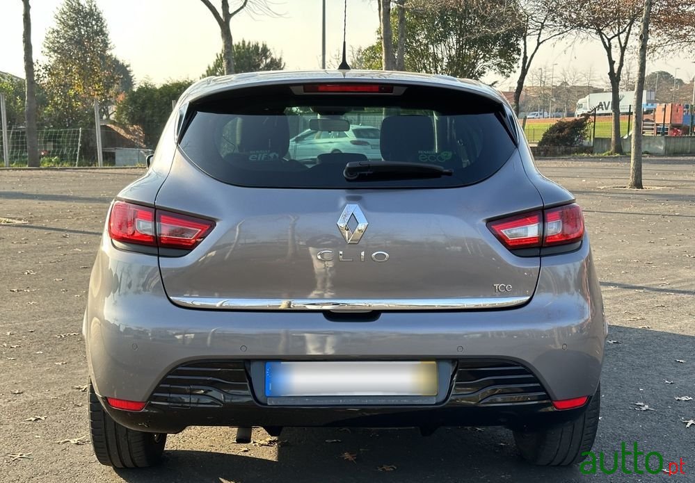 2014' Renault Clio photo #4