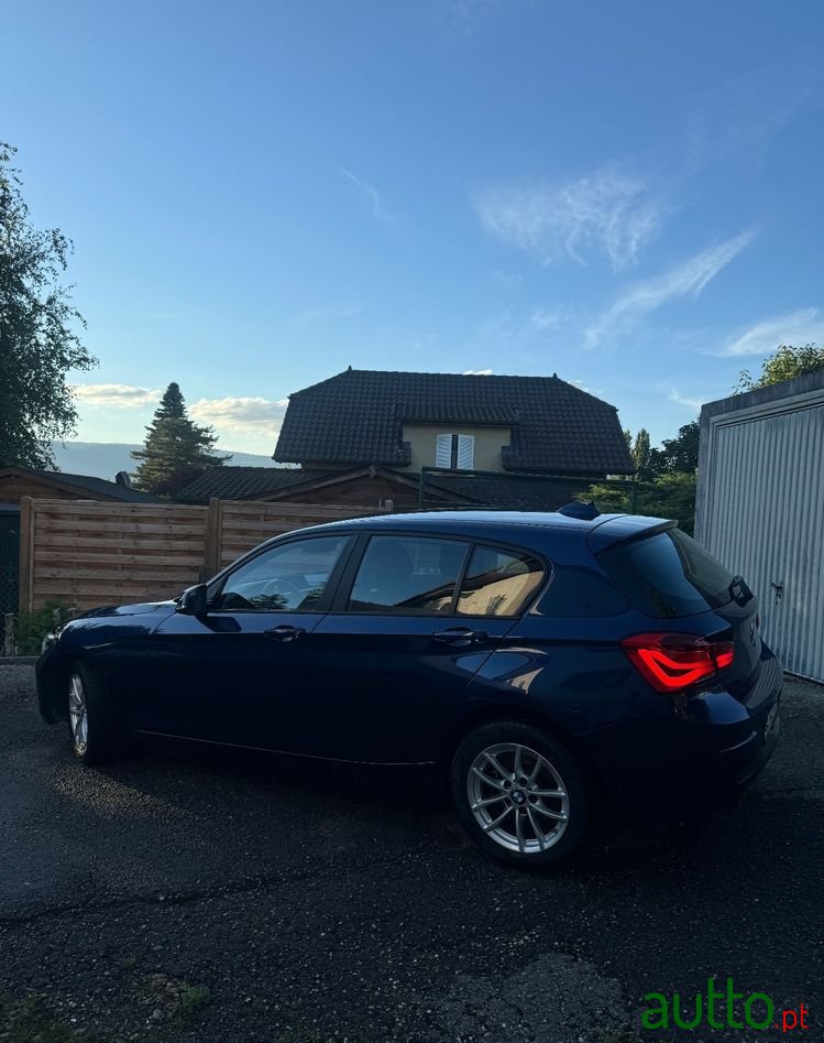 2019' BMW 116 D Line Sport photo #4