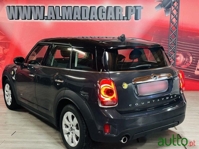 2019' MINI Countryman Cooper Se All4 Auto photo #3