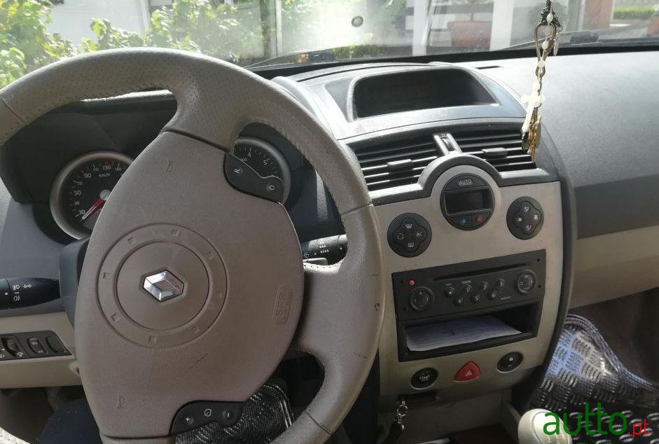 2003' Renault Megane photo #3