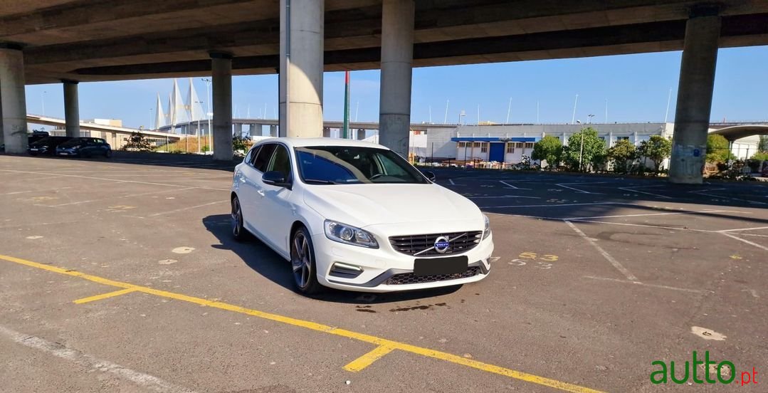 2014' Volvo V60 photo #1