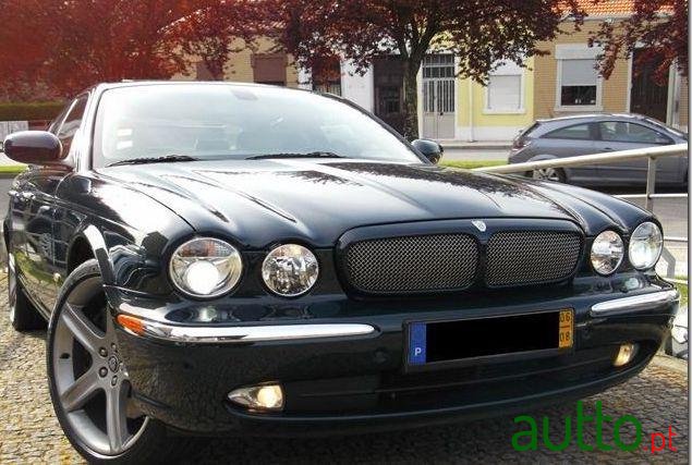 2006' Jaguar XJ photo #4