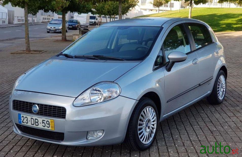 2007' Fiat Grande Punto photo #3