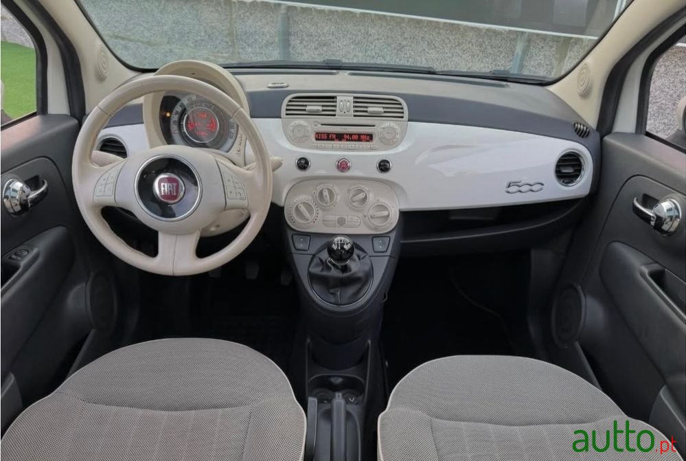 2013' Fiat 500 1.2 8V Lounge photo #5