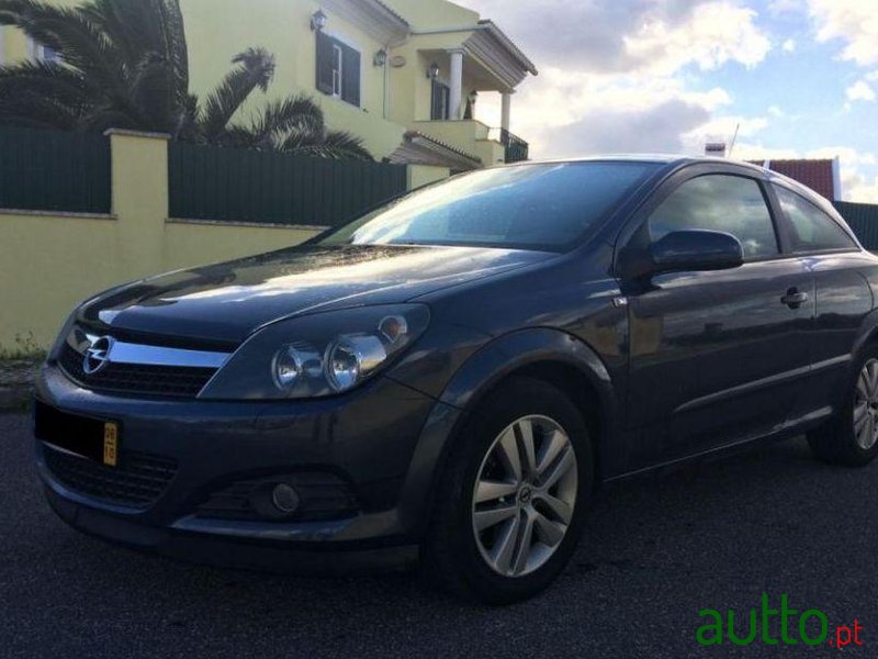 2008' Opel Astra Gtc photo #1