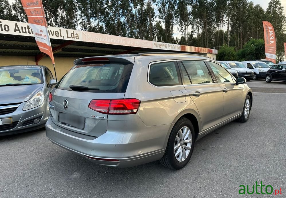 2016' Volkswagen Passat Variant photo #6