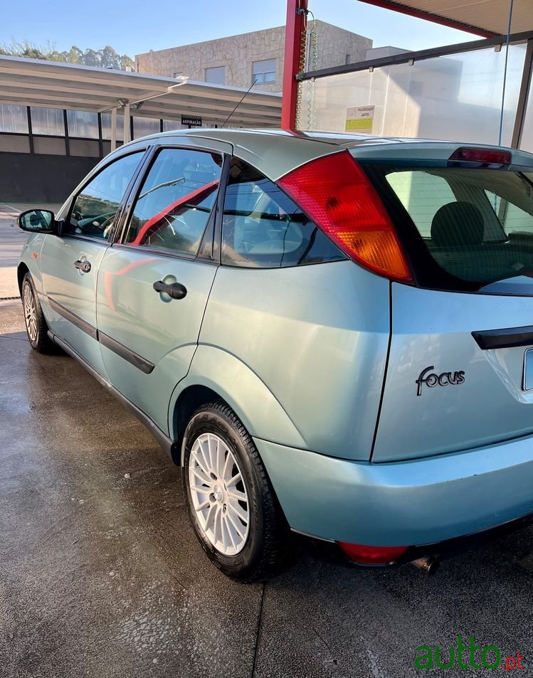 1999' Ford Focus 1.4 Ambiente photo #1