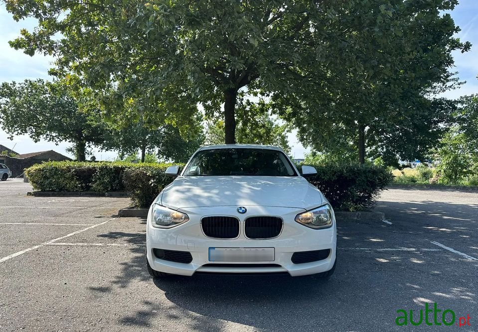 2013' BMW 116 photo #2