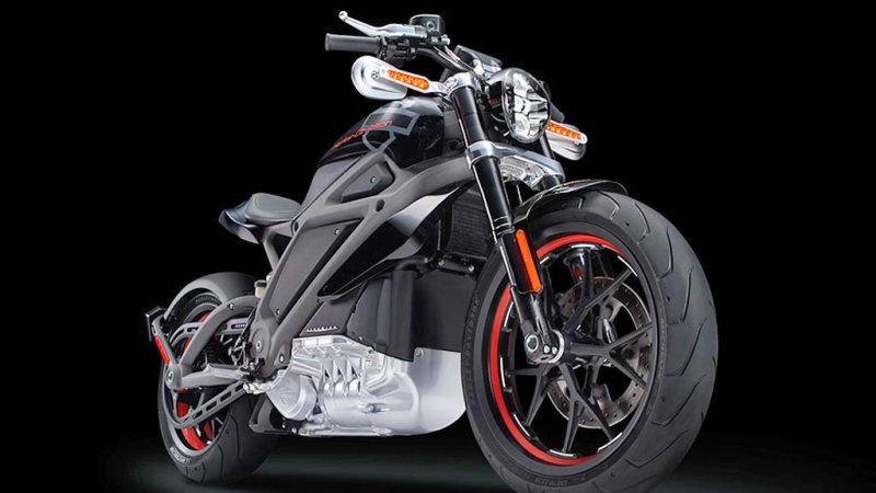 Harley-Davidson promete lançar primeira moto elétrica em até 18 meses