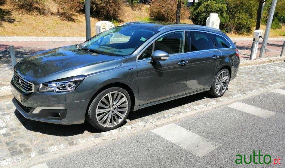 2015' Peugeot 508 Sw photo #1