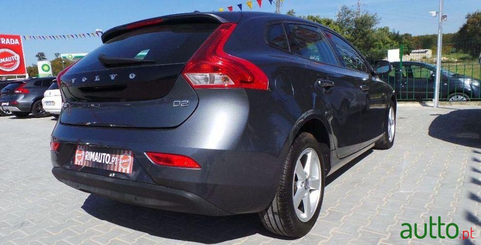 2013' Volvo V40 1.6 D2 Eco Kinetic photo #1