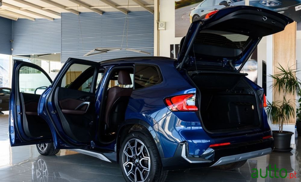 2023' BMW X1 photo #4