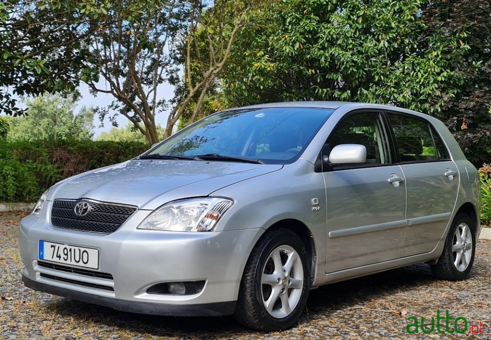 2003' Toyota Corolla photo #1