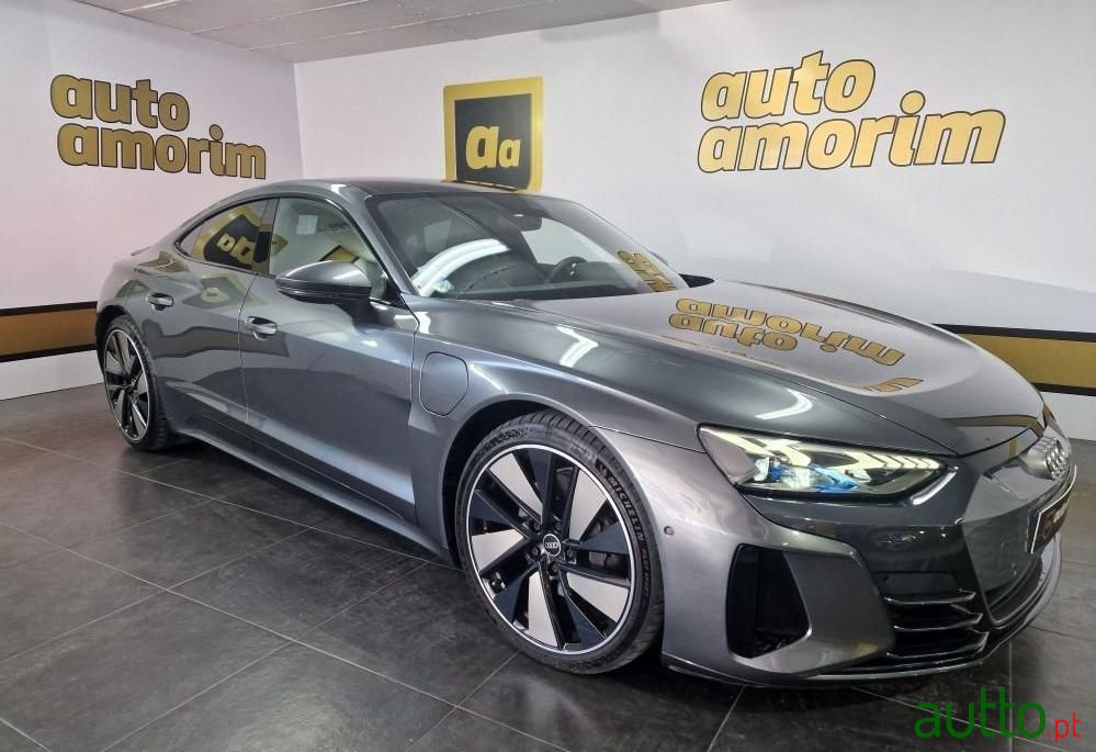 2021' Audi e-tron GT Quattro photo #1