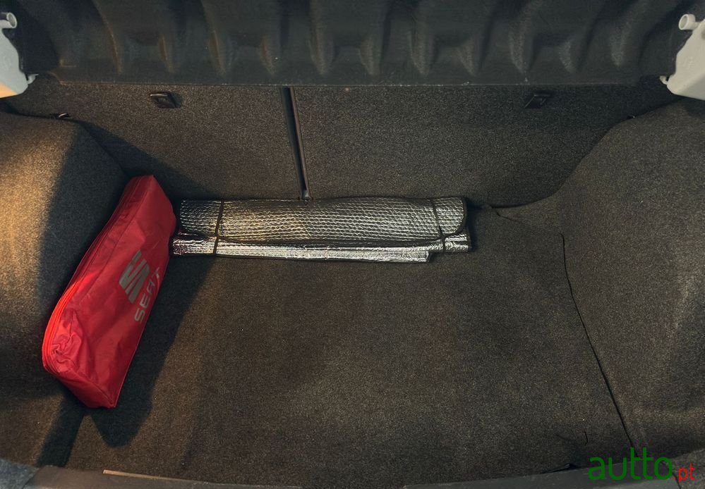 2015' SEAT Ibiza photo #3