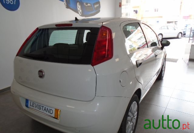 2018' Fiat Punto photo #3