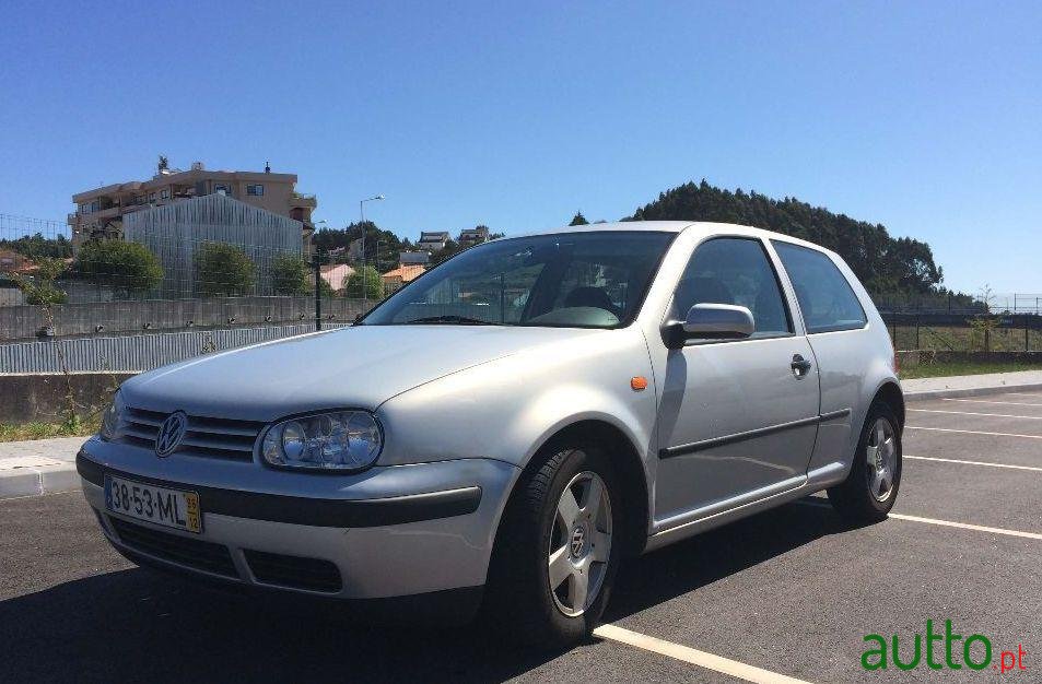 1998' Volkswagen Golf photo #2