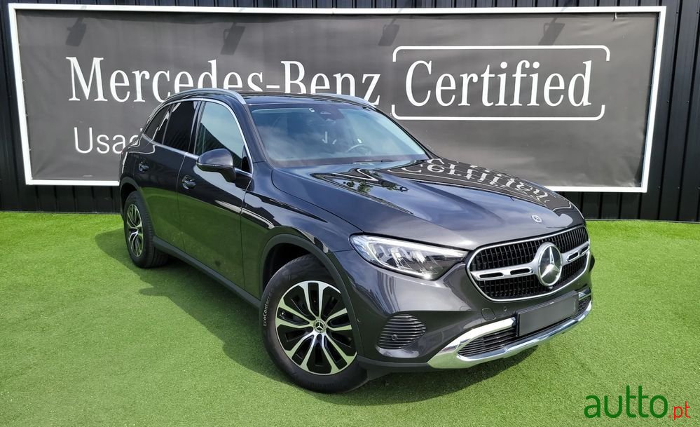 2023' Mercedes-Benz GLC 220 D 4Matic photo #2