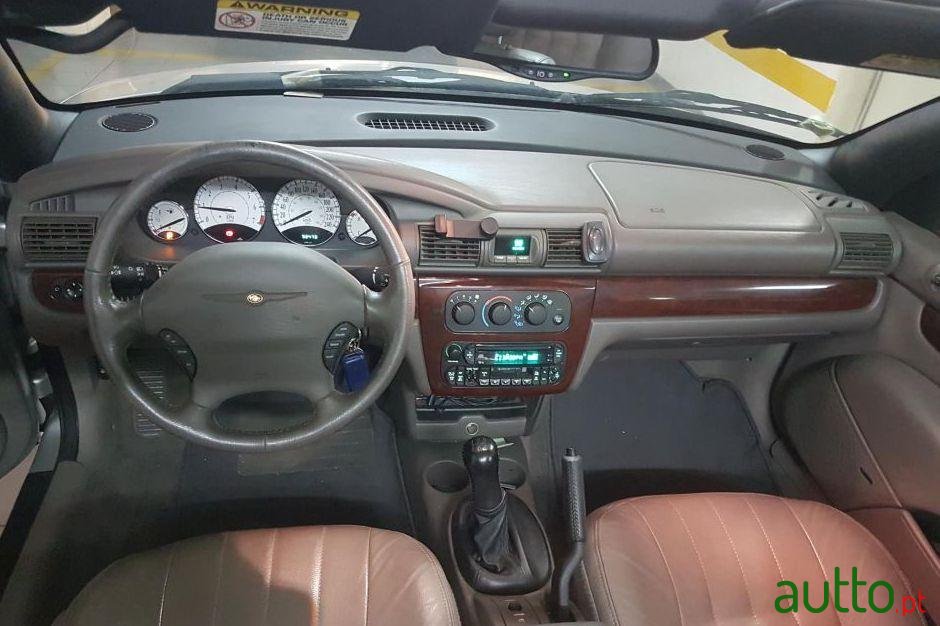 2001' Chrysler Sebring Descapotavel photo #2