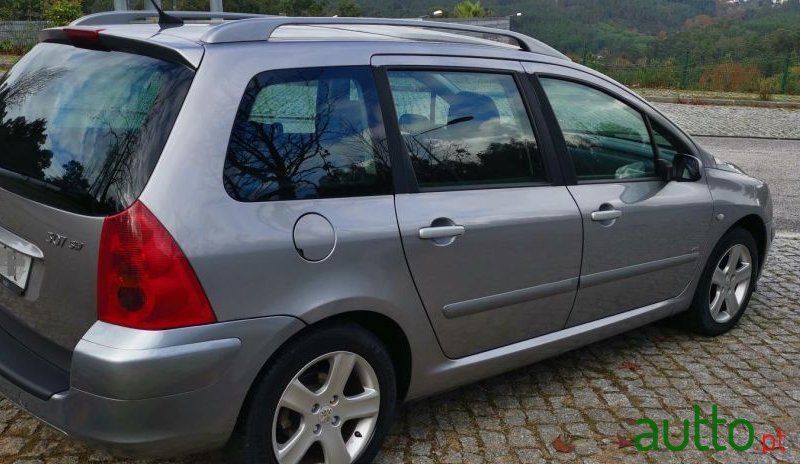 2005' Peugeot 307 Sw photo #4