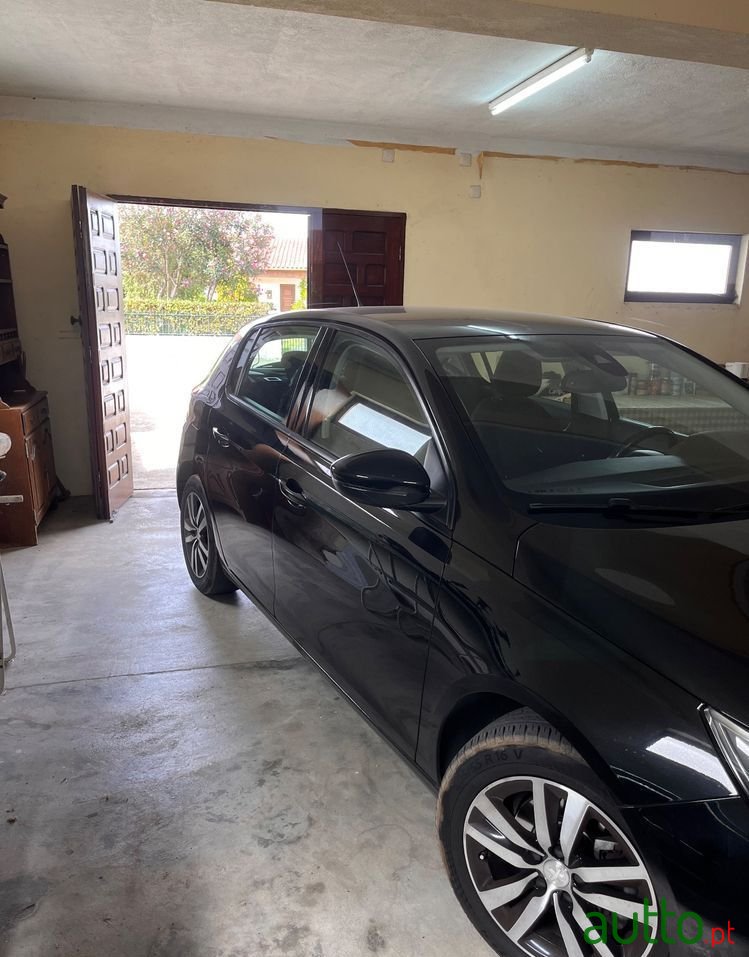 2018' Peugeot 308 photo #5