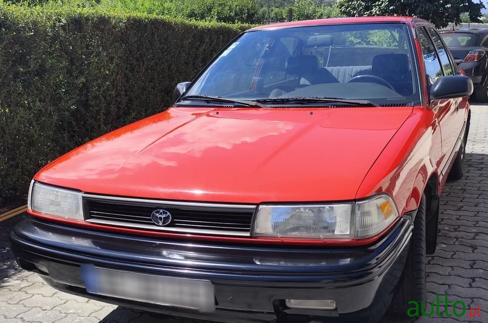 1991' Toyota Corolla Sedan 1.6 Gli Cx Aut. photo #1