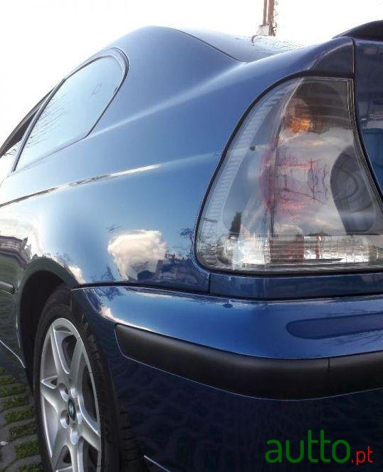 2003' BMW 320 Compact photo #1