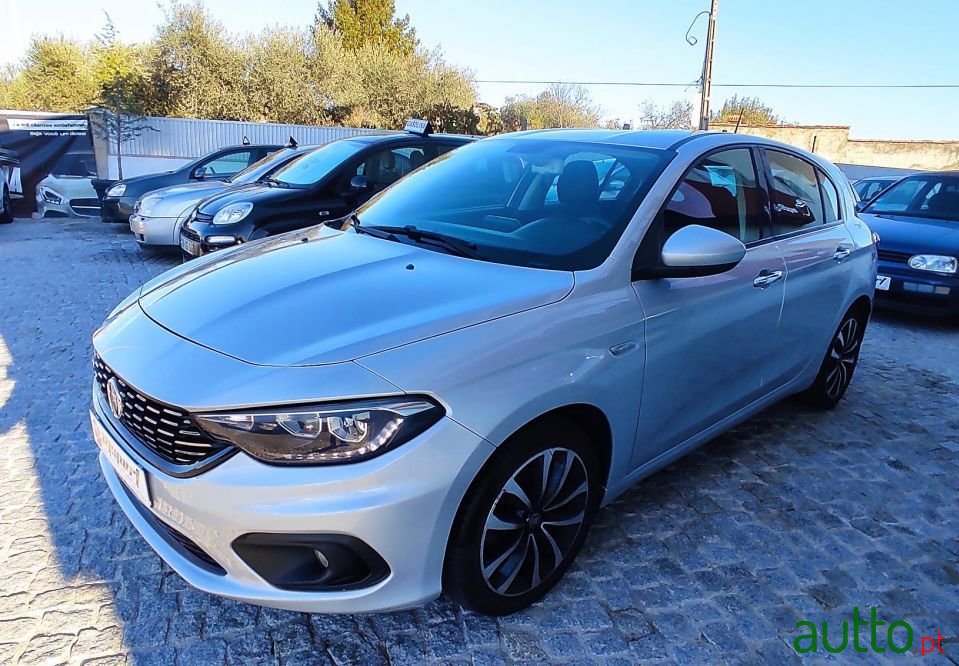 2017' Fiat Tipo photo #5