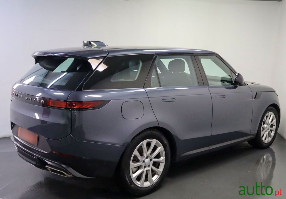 2023' Land Rover Range Rover Sport photo #3