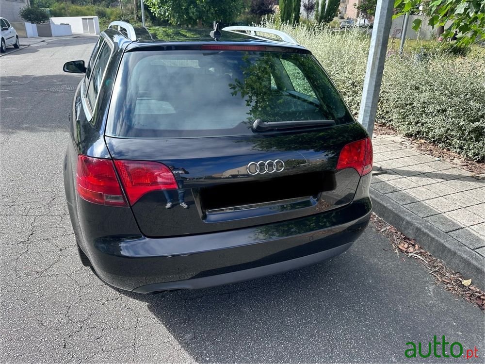 2005' Audi A4 Avant photo #3