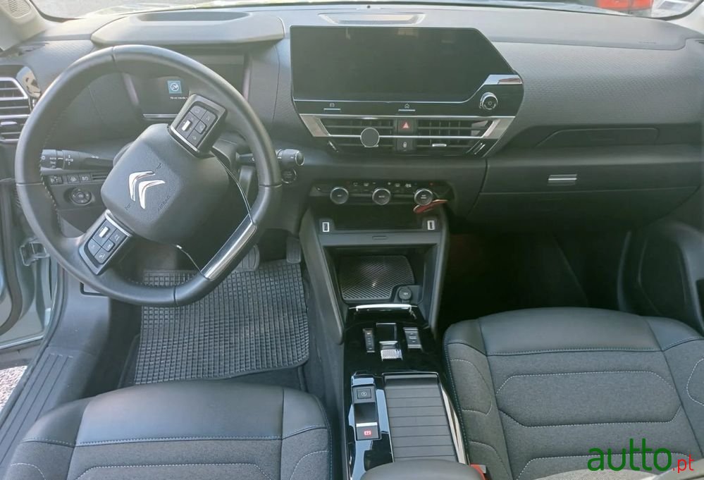 2020' Citroen E-C4 Shine Pack photo #2