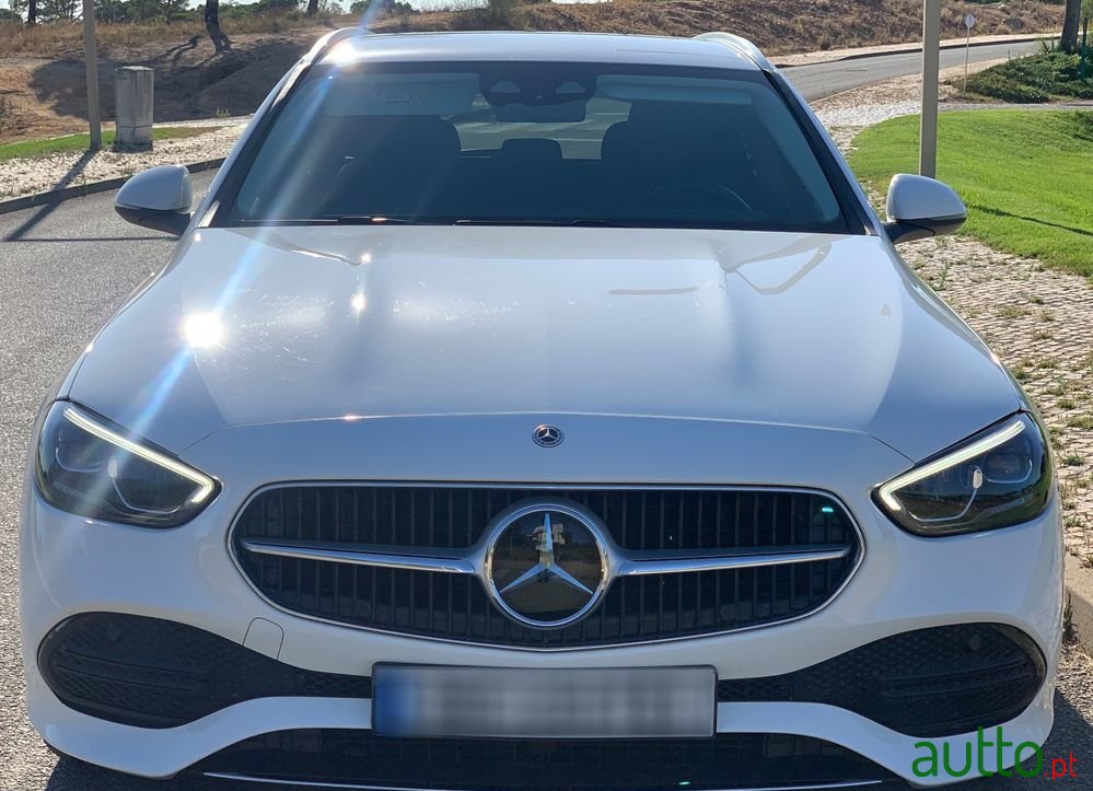 2021' Mercedes-Benz C 220 photo #3