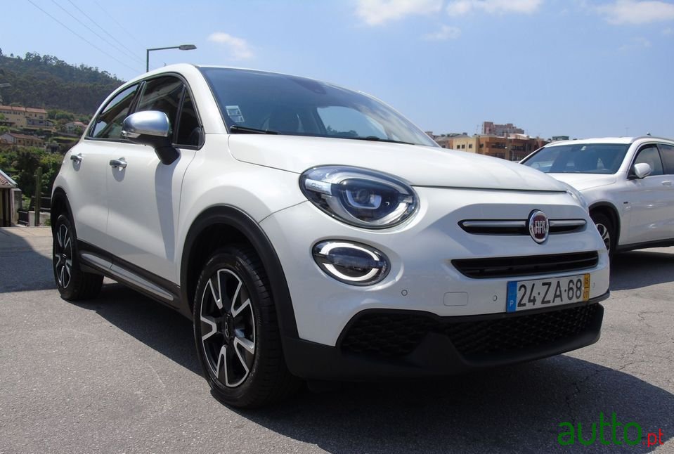 2019' Fiat 500X photo #4
