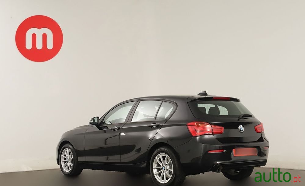 2019' BMW 116 D Line Sport Auto photo #3