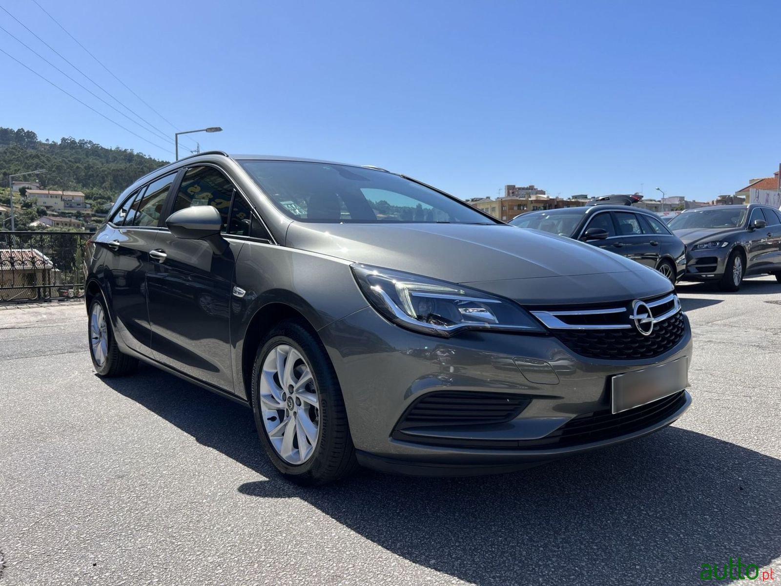 2018' Opel Astra Sports Tourer photo #4