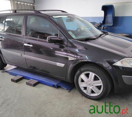 2004' Renault Megane Break photo #4