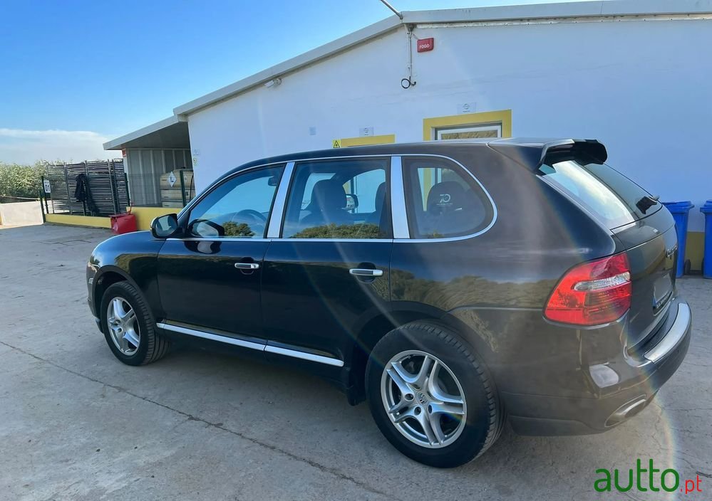 2009' Porsche Cayenne Tiptronic photo #5