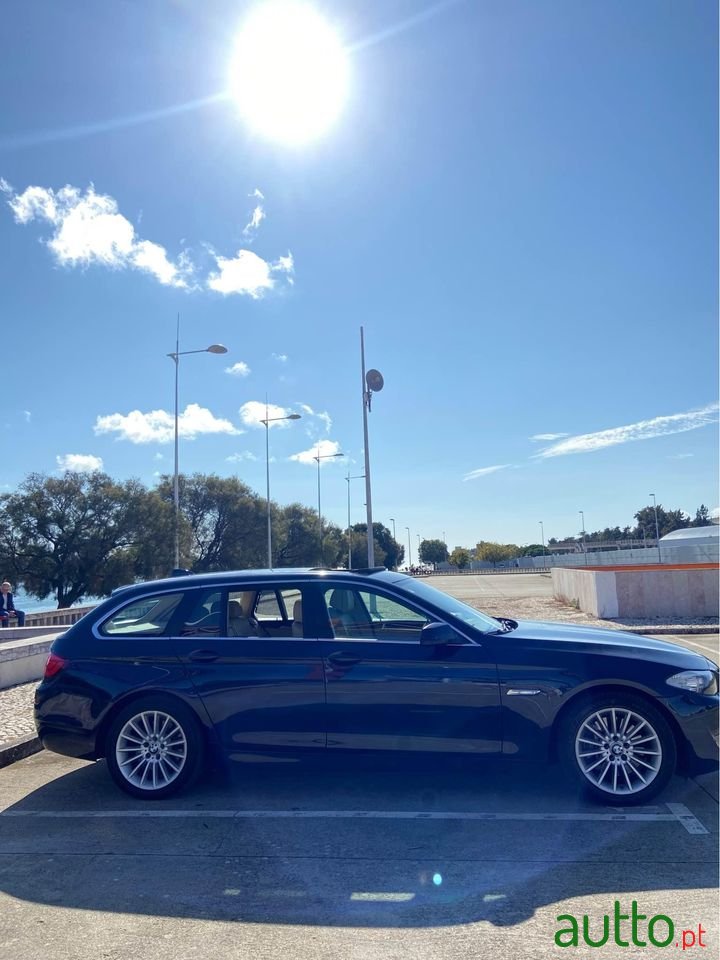 2024' BMW 528 photo #2