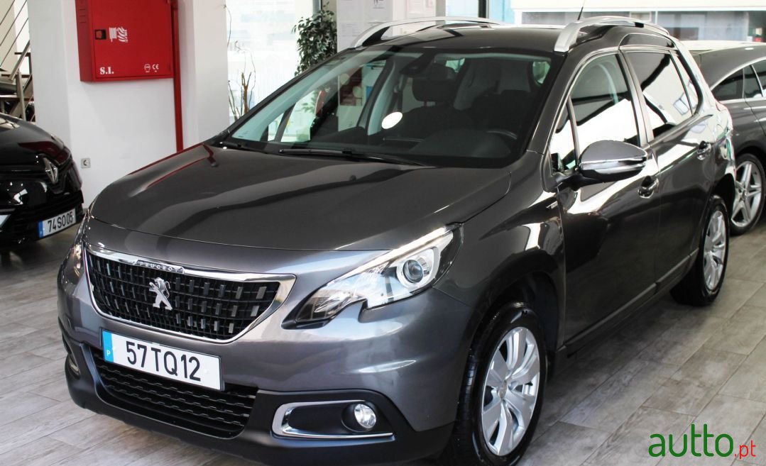 2017' Peugeot 2008 photo #2