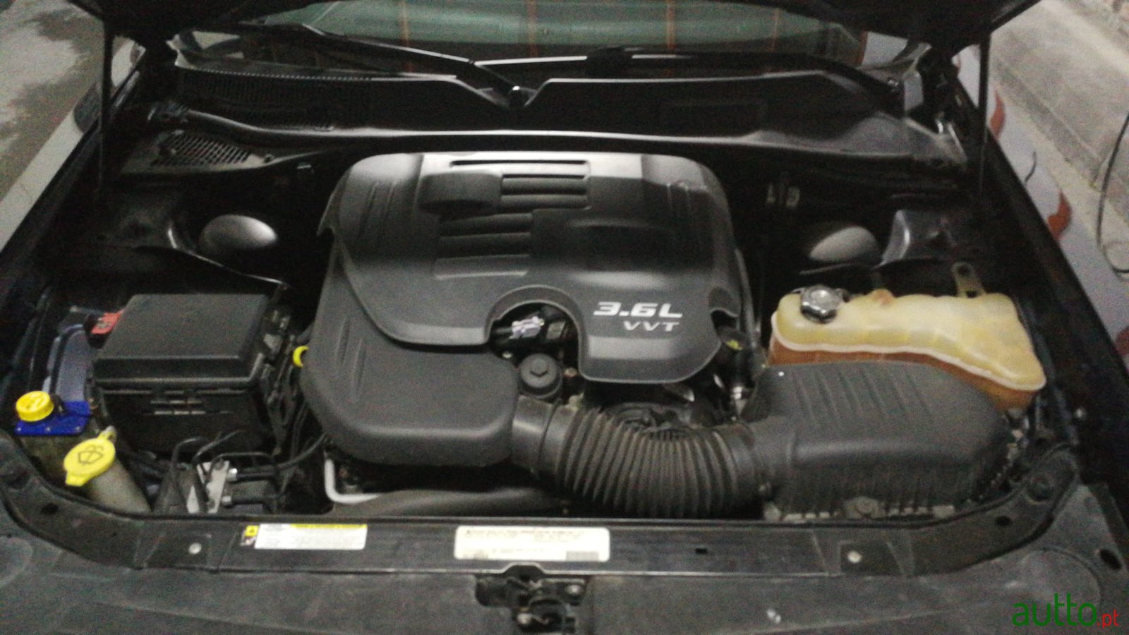 2012' Dodge Challenger photo #6