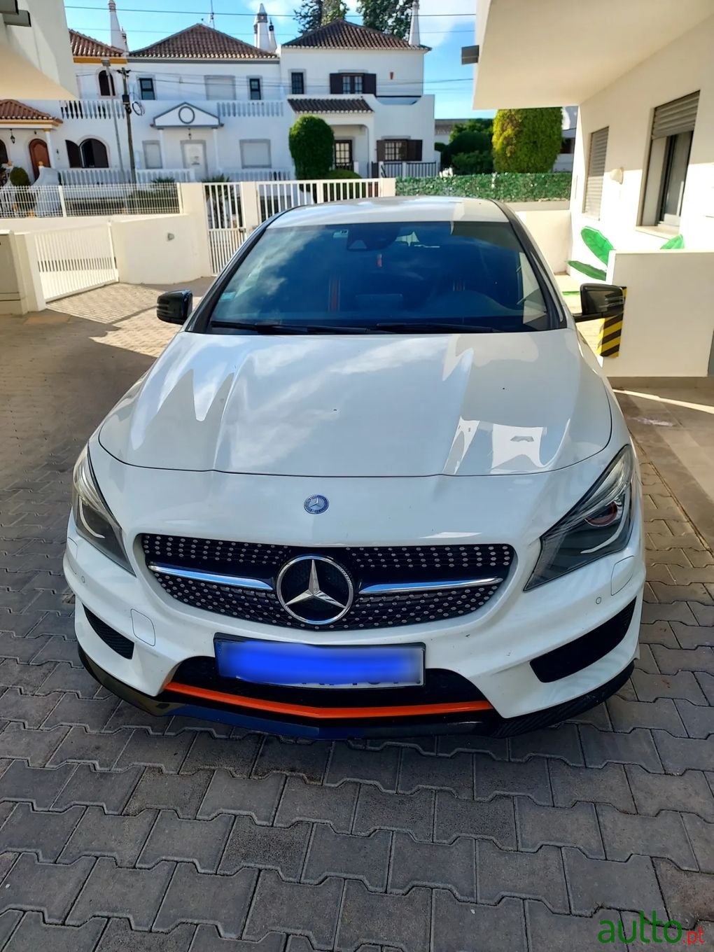 2015' Mercedes-Benz Cla-220 photo #1