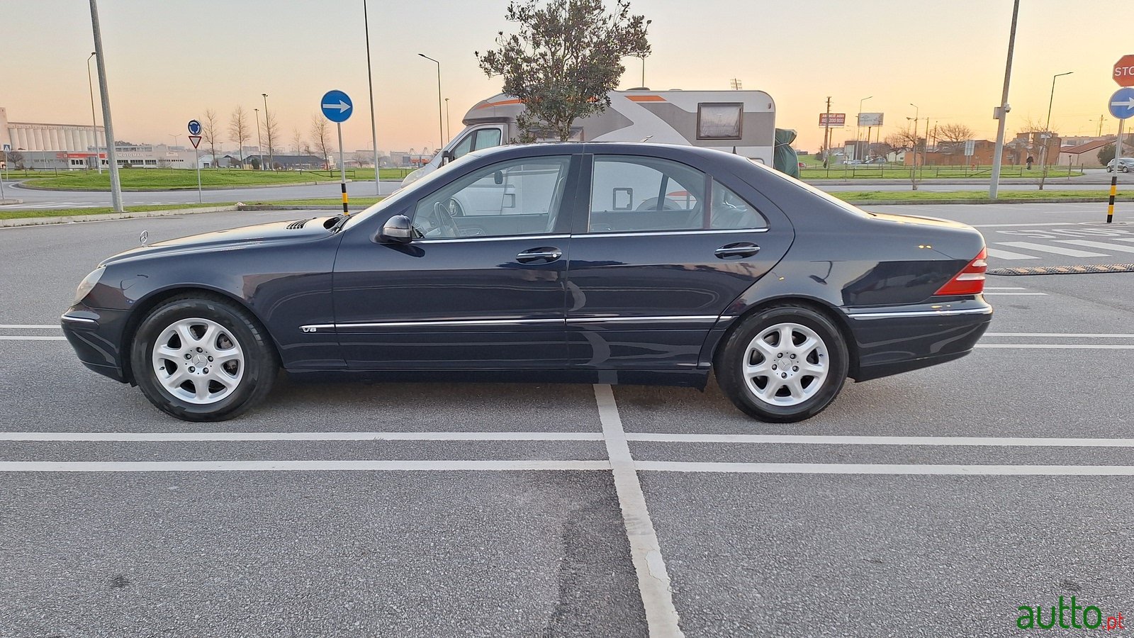 2002' Mercedes-Benz S 400 photo #3